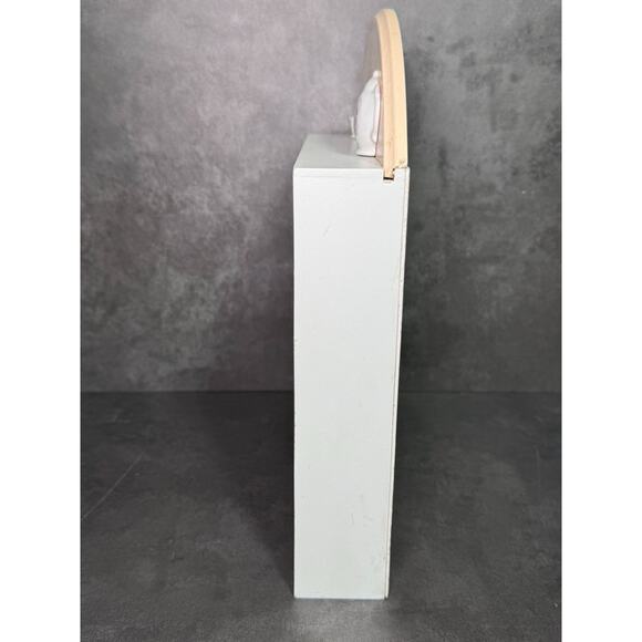 Precious Moments Wooden Display Shadow Box Friendship Hits The Spot - Picture 8 of 10